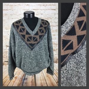 Vintage Women's V-neck Sweater